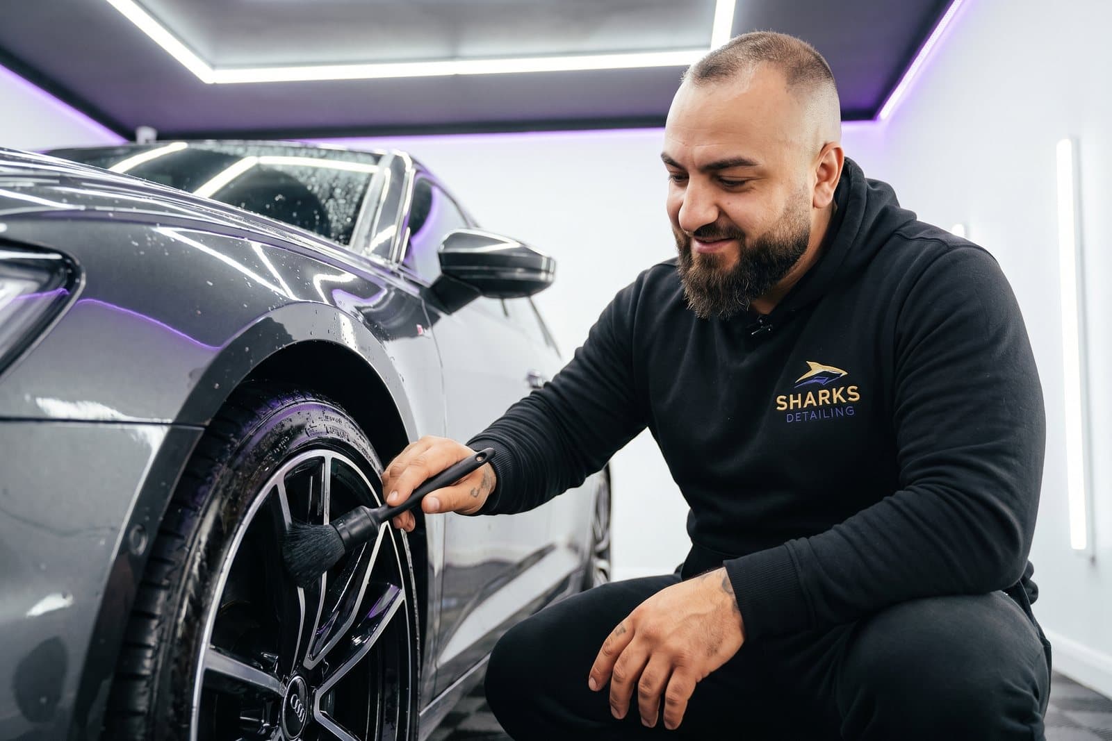 Felgen und Reifenpflege bei Sharks Detailing